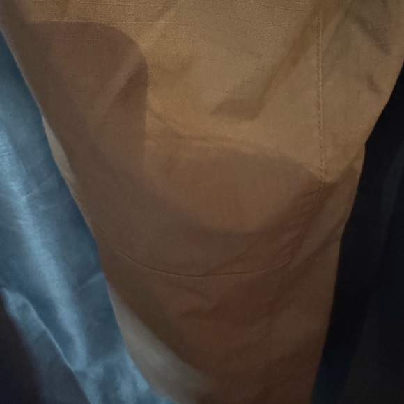 5.11 Tactical Pants - Men’s Khaki Multi Pocketed Size 36x32  [3 front pockets] - Picture 6 of 10